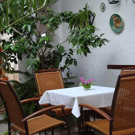Hotel Almadraba Conil 3*