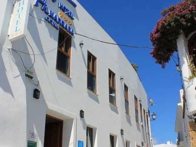 Hotel Almadraba Conil 3*