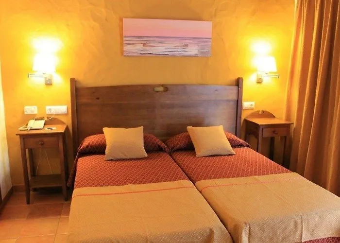 Hotel Almadraba Conil 3*