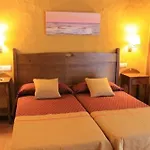 Hotel Almadraba Conil 3*